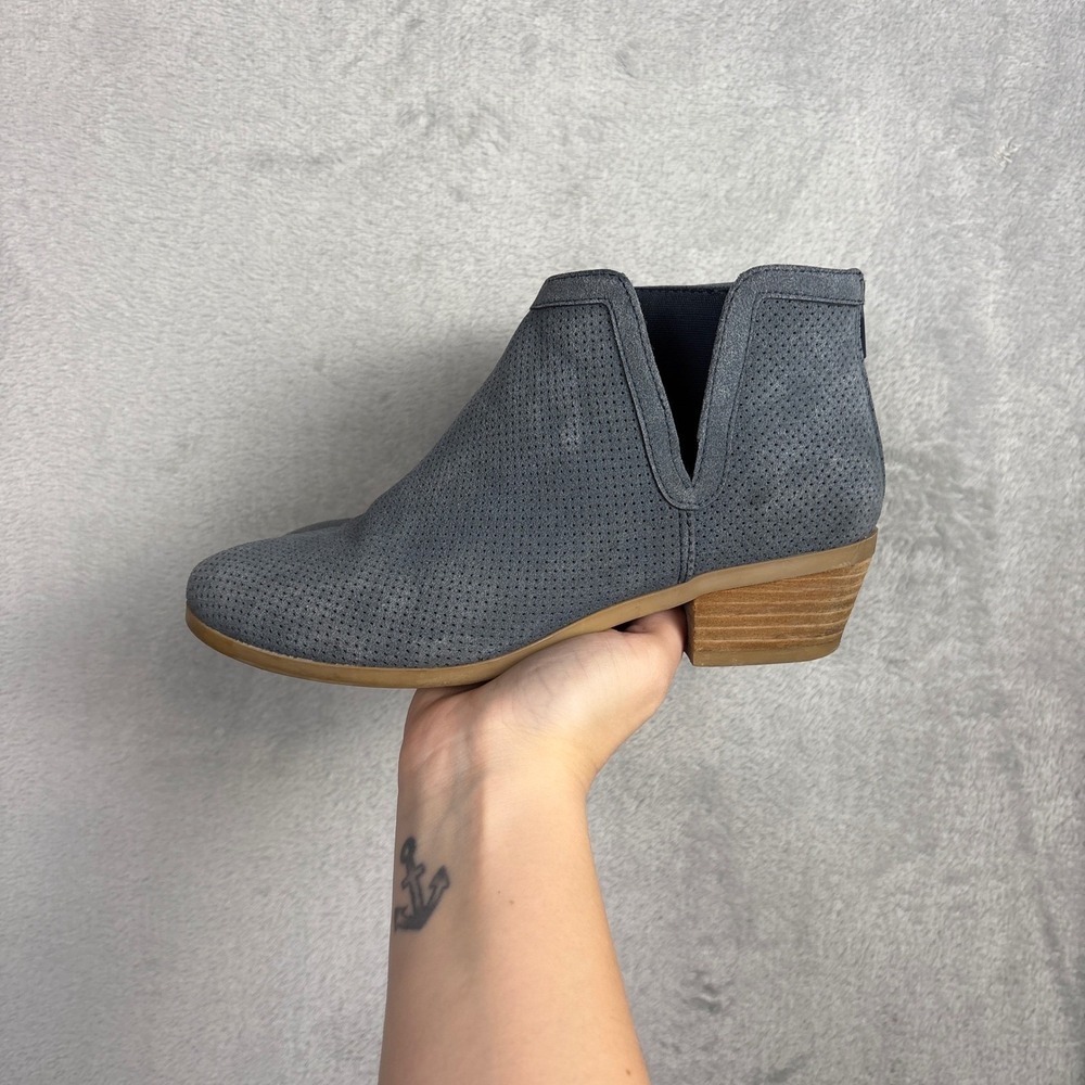 Call It Spring Perforated V Cut Ankle Boots Booties Blue Block Heel Size 6.5 - Picture 2 of 7
